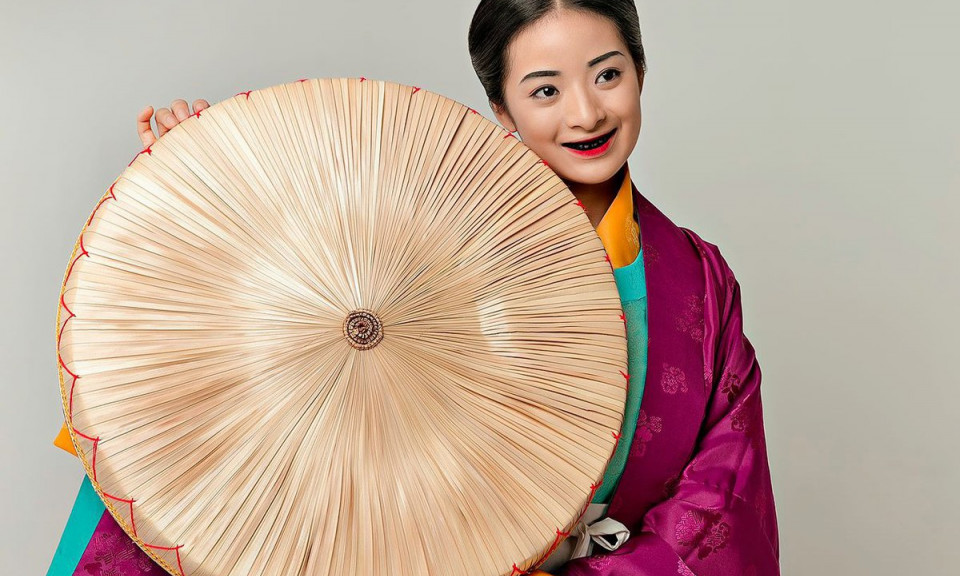 Hiểu về trang phục dân tộc qua những cuốn sách