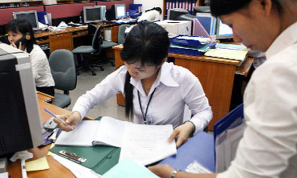 Điều chuyển công tác, quyết toán thuế tại đơn vị cũ hay mới?
