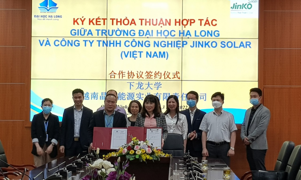Đại học Hạ Long và Công ty TNHH Jinko Solar ký kết thỏa thuận hợp tác