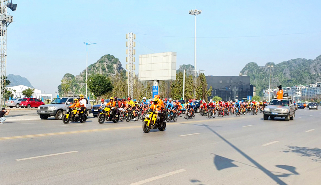The race started at 8.05 am at the 30/10 square. 