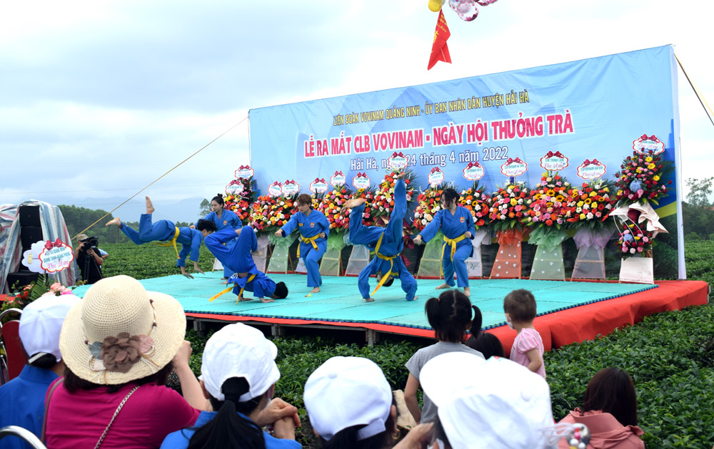 cũng trong chương trình tại đồi chè Quảng Long, CLB Vovinam huyện Hải Hà được thành lập