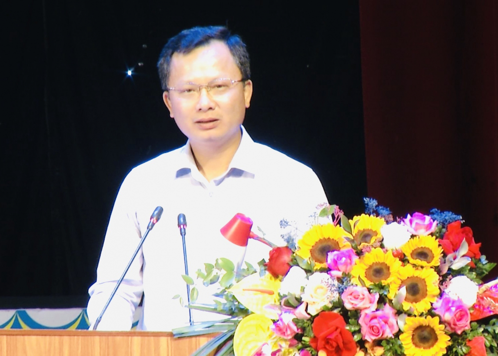 Đồng chí Cao Tường Huy, Phó Chủ tịch Thường trực UBND tỉnh phát biểu tại lễ phát động Tháng Công nhân 2022.