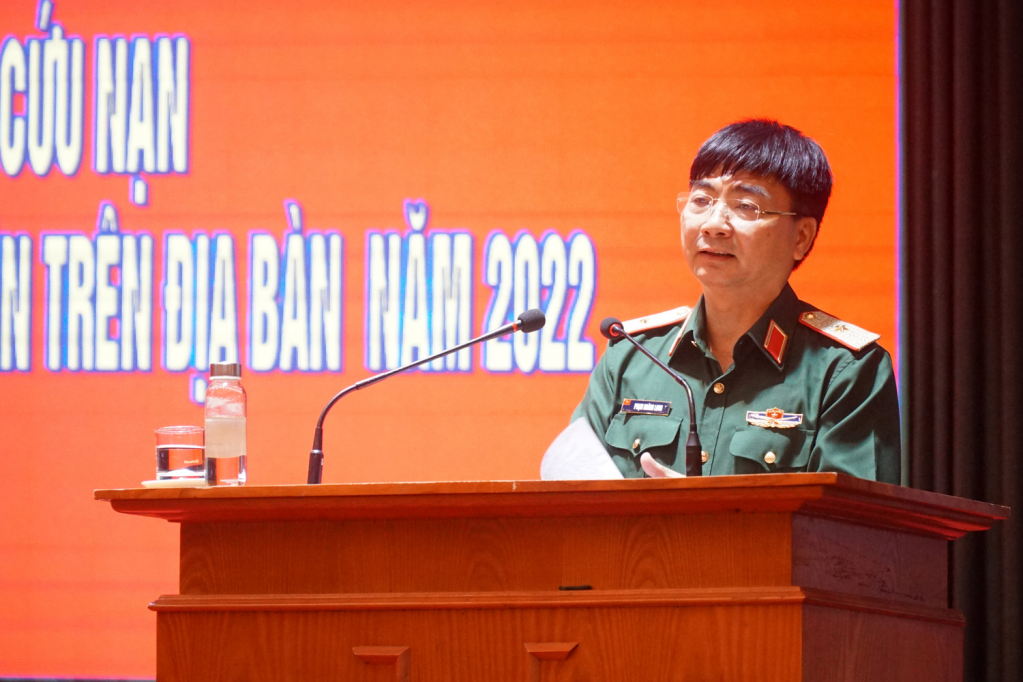 Thiếu tướng Phạm Hoàng Long, Phó Tham mưu trưởng Quân khu 3, phát biểu chỉ đạo hội nghị.