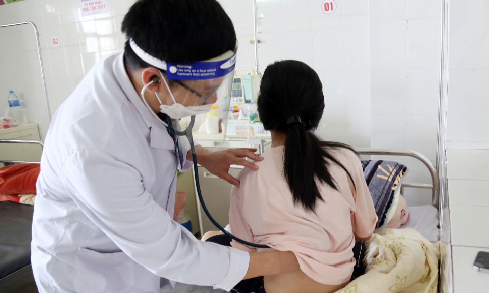 Cứu bệnh nhi 12 tuổi viêm cơ tim nguy kịch do hội chứng MIS-C hậu Covid-19
