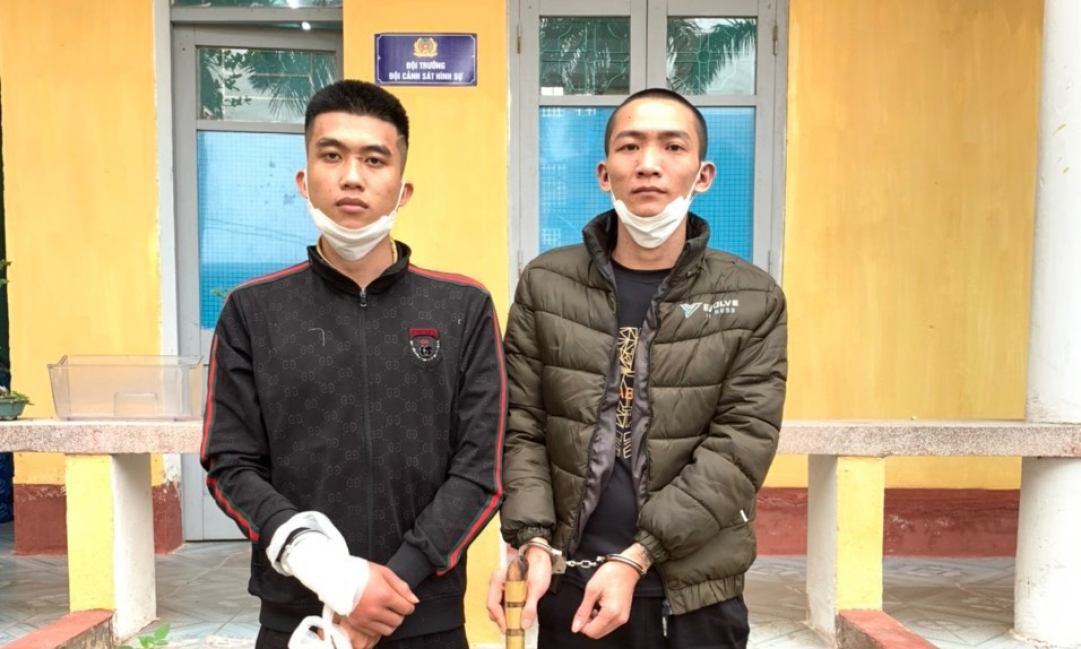 Quảng Yên: Nghi vợ ngoại tình, rủ bạn cầm dao chém tình địch