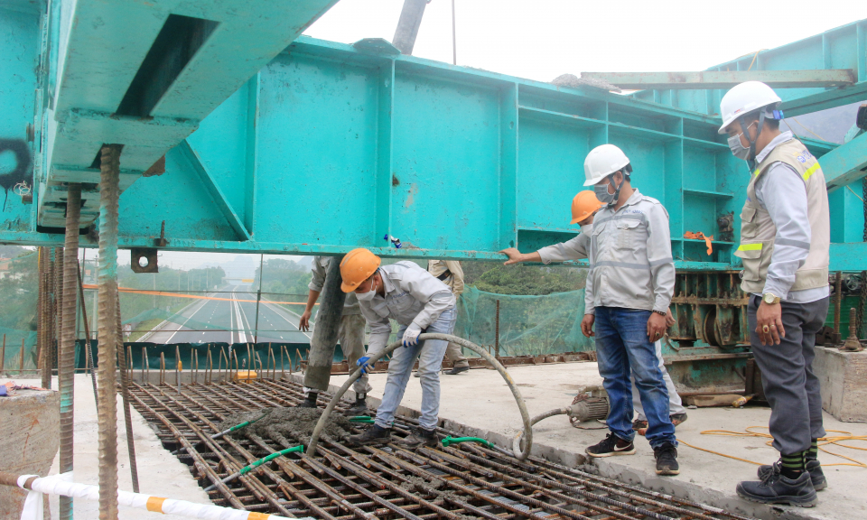 Tích cực giải ngân vốn đầu tư công