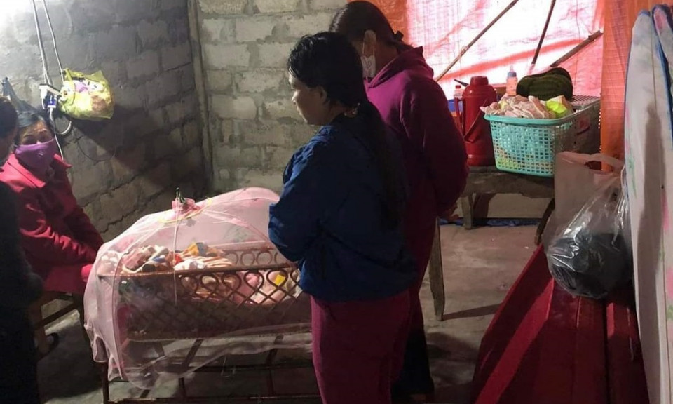 Chạy xe máy trên đê, một phụ nữ ở TT-Huế bị lũ cuốn tử vong