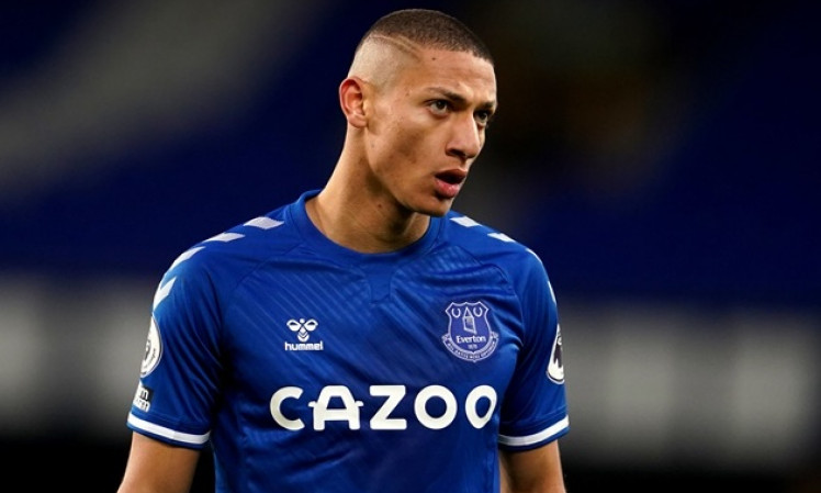 Arsenal tiến gần đến chữ ký của sát thủ Everton