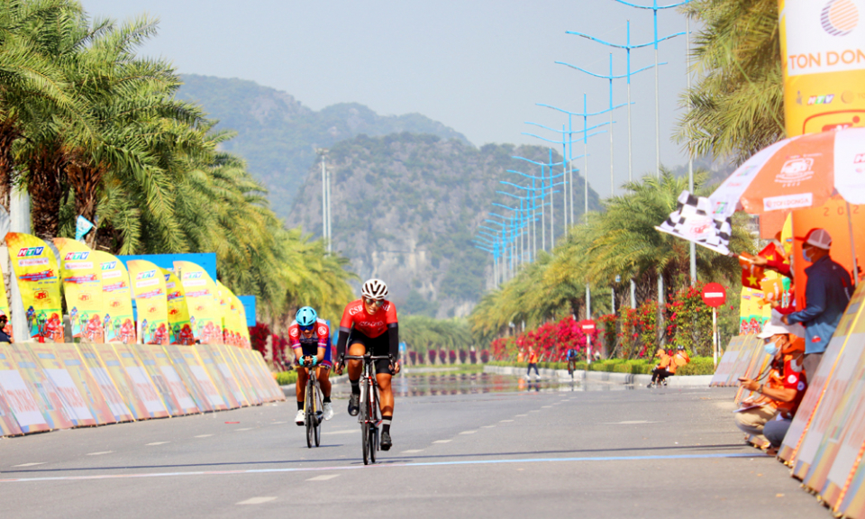 2022 National Cycling Race launched in Ha Long