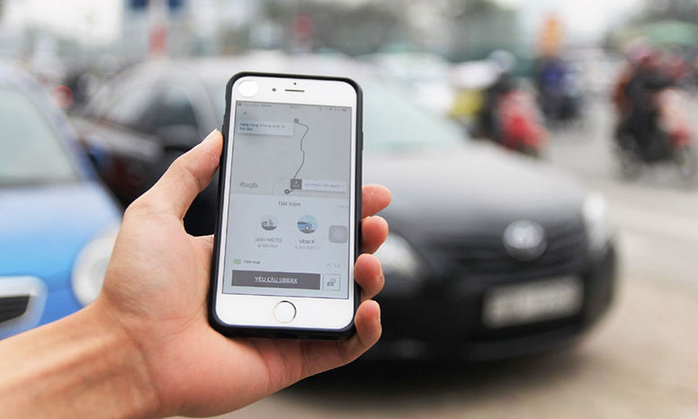 Xe hợp đồng điện tử dưới 9 chỗ sẽ gộp vào loại hình taxi