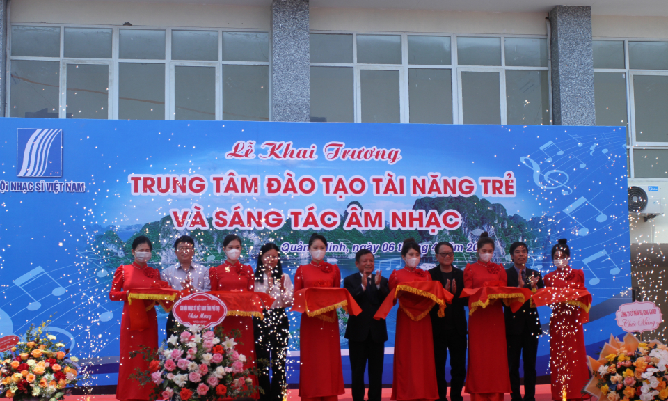 Khai trương trung tâm đào tạo tài năng trẻ và sáng tác âm nhạc tại Quảng Ninh