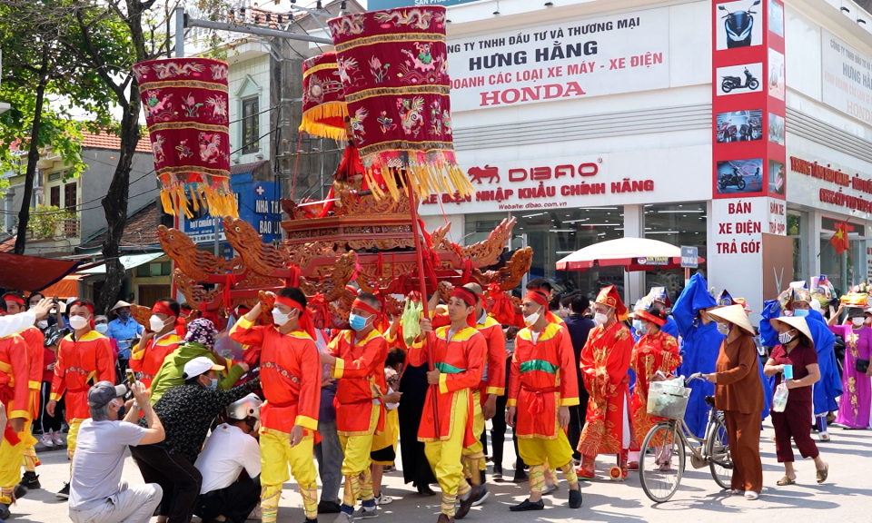 Rực rỡ lễ hội Bạch Đằng 2022