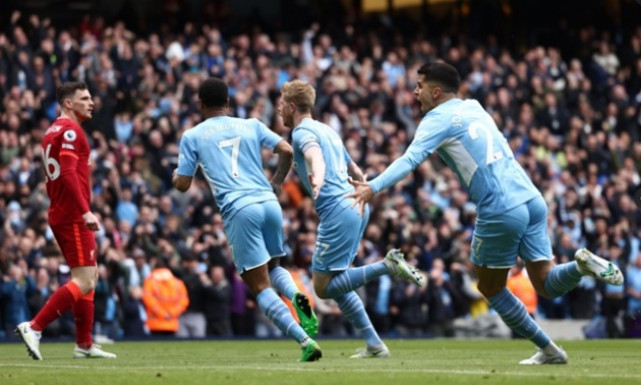 Đôi công nghẹt thở, Man City và Liverpool bất phân thắng bại