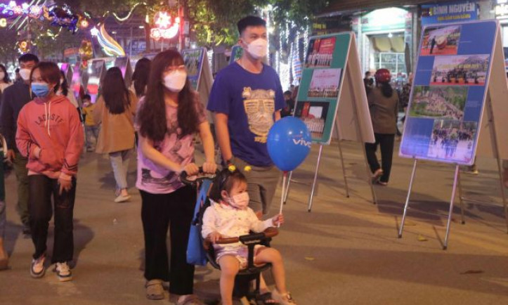 Việt Nam records lowest number of new COVID infections in two months