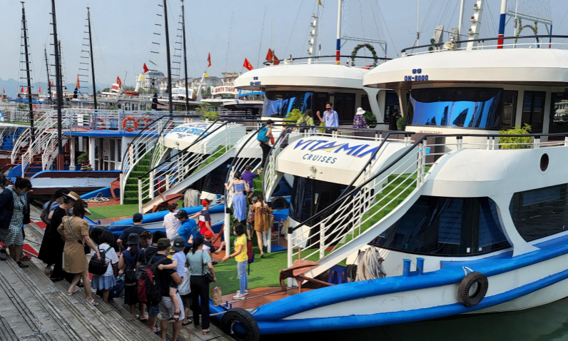 Quang Ninh welcomes about 150,000 guests during 3-day holiday