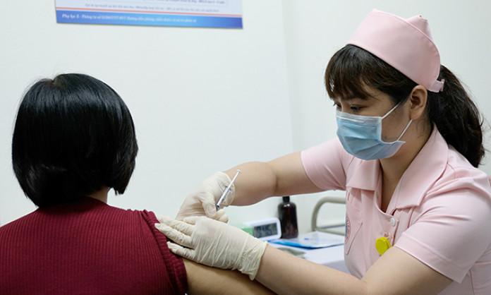 Chiều 12/4: Đã phân bổ 211 triệu liều vaccine phòng COVID-19, tiêm hơn 208,5 triệu liều