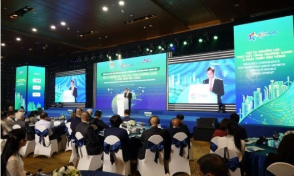 Nation needs to go green with a vengeance: forum