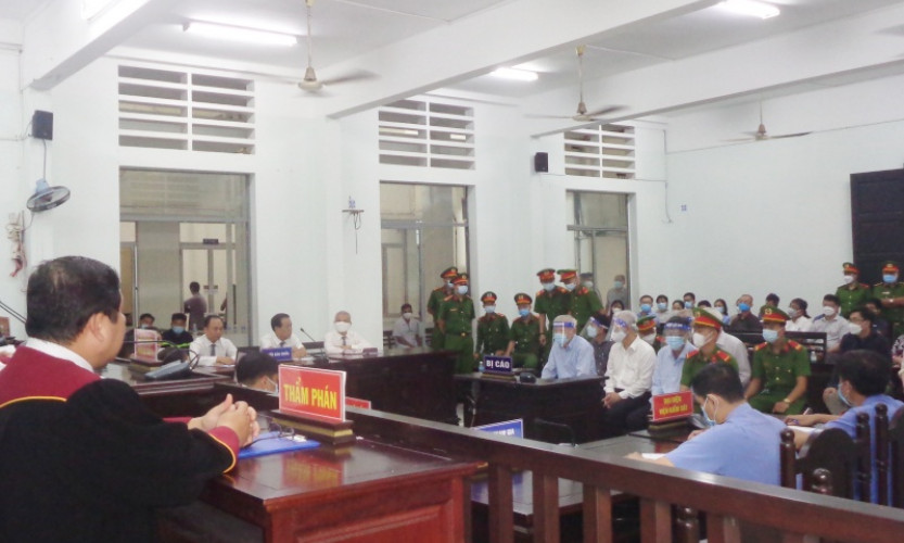 Nguyên Chủ tịch UBND tỉnh Khánh Hòa bị tuyên phạt 5 năm 6 tháng tù