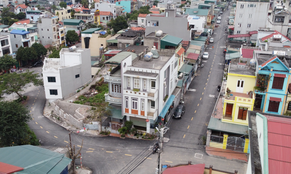 Hiến “đất vàng” mở rộng đường giao thông