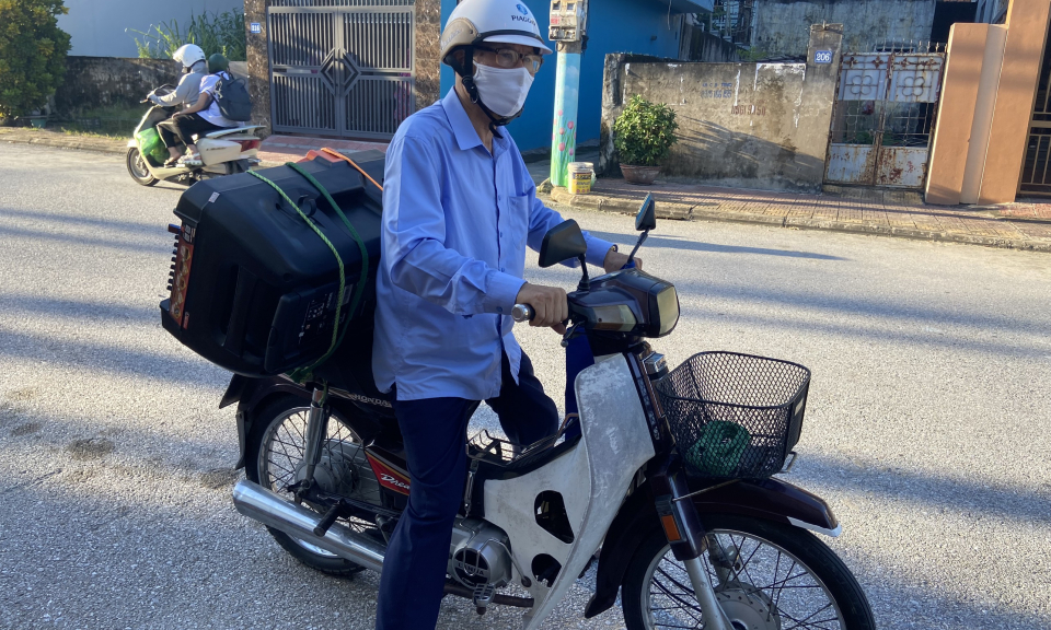 Bí thư chi bộ tận tụy vì khu phố