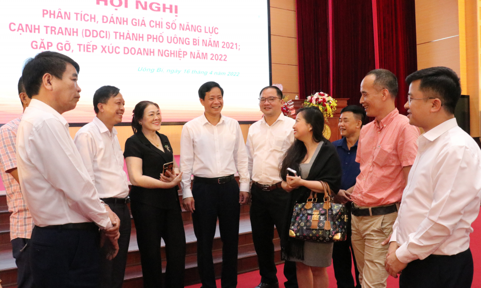 TP Uông Bí đánh giá Chỉ số năng lực cạnh tranh năm 2021 và gặp gỡ, tiếp xúc doanh nghiệp