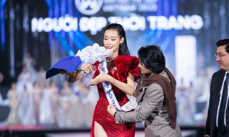Hoa hậu Thế giới Việt Nam 2022: Người đẹp cao 1,85 m, đạt IELTS 8.0 vào thẳng chung kết