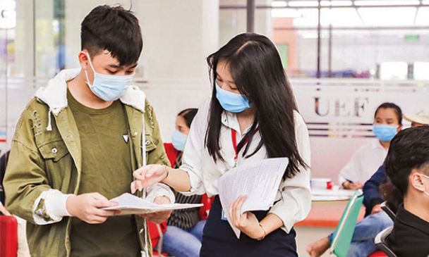 Con của người có công với cách mạng có được ưu tiên tuyển sinh đại học?