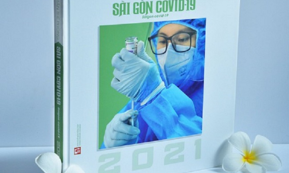Ra mắt sách ảnh 'Sài Gòn COVID-19'