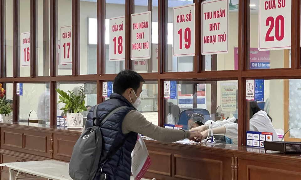 Người tham gia bảo hiểm y tế đủ 5 năm liên tục được hưởng quyền lợi gì?
