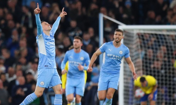 Man City đòi lại đỉnh bảng Ngoại hạng Anh