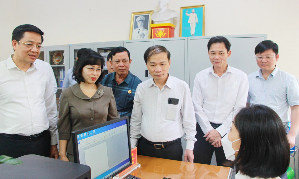 Đoàn khảo sát của Ban Dân vận Trung ương làm việc tại TX Quảng Yên