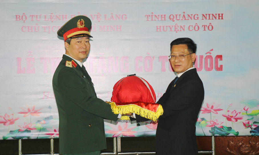 Ngày 26/4: Lễ thượng cờ và khánh thành cột cờ Tổ quốc trên đảo Cô Tô