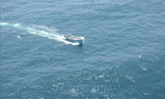 Thuyền chở 60 người bị lật ở ngoài khơi Liban