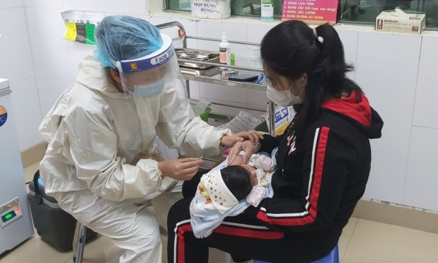 Quan tâm chăm sóc, giáo dục trẻ em