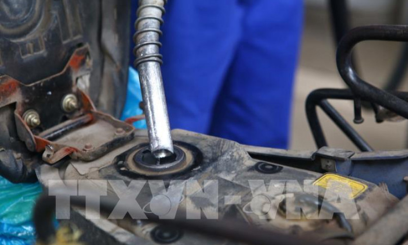 Bộ Tài chính đề xuất giảm thuế nhập khẩu ưu đãi mặt hàng xăng dầu