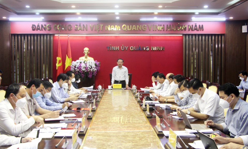 Giao ban Thường trực Tỉnh ủy
