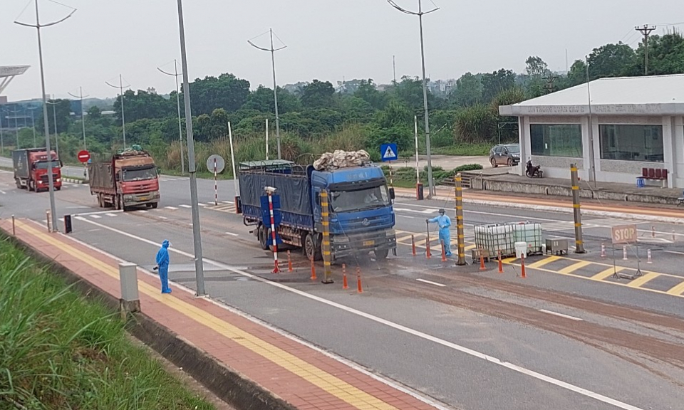 Chính thức thông quan trở lại Cửa khẩu cầu Bắc Luân II