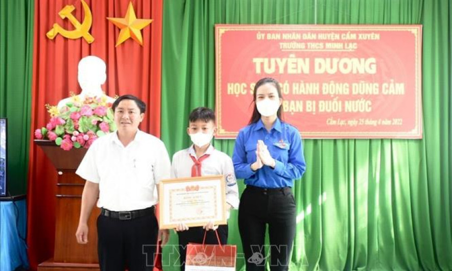 Chủ tịch nước gửi Thư khen các công dân dũng cảm cứu người đuối nước