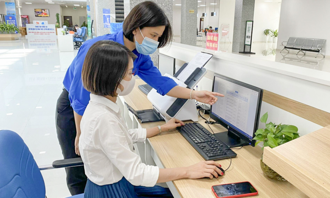 Thanh niên xung kích trong nhiệm vụ chuyển đổi số
