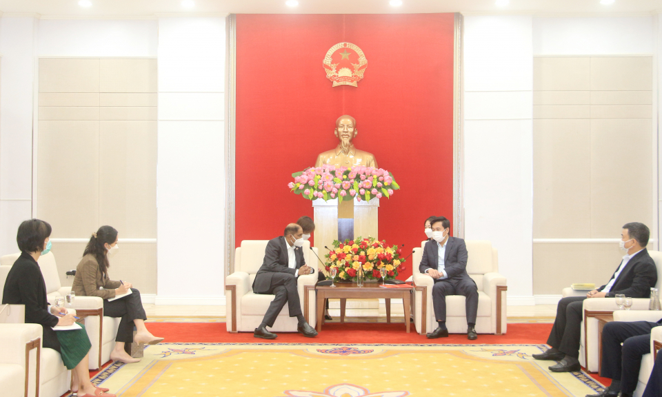 Lãnh đạo tỉnh tiếp xã giao Đại sứ đặc mệnh toàn quyền Singapore tại Việt Nam, tháng 4-2022