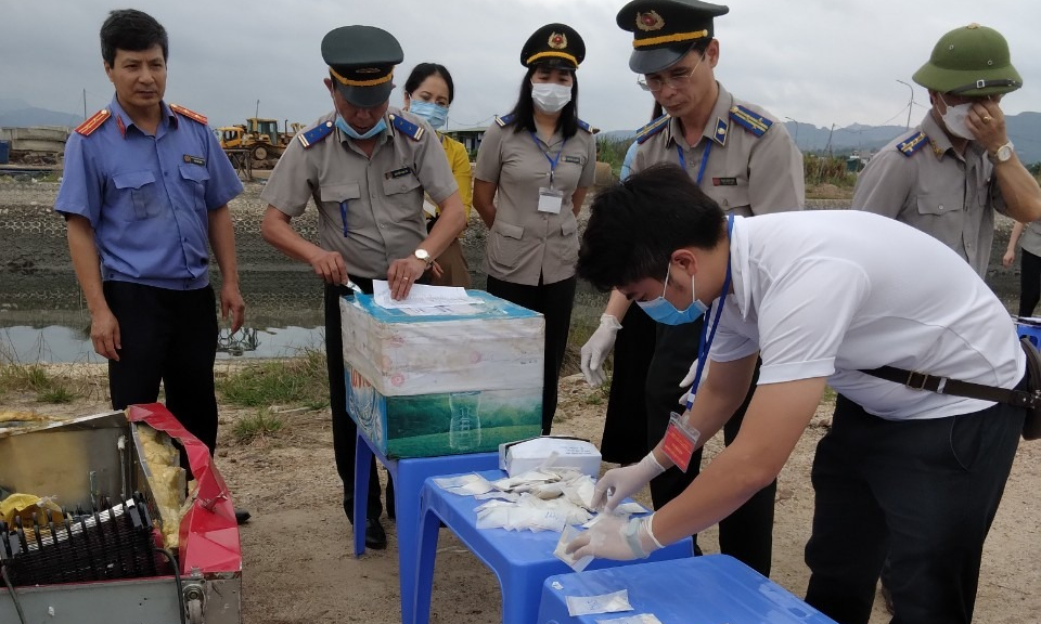 Tiêu hủy hơn 70 bánh heroin