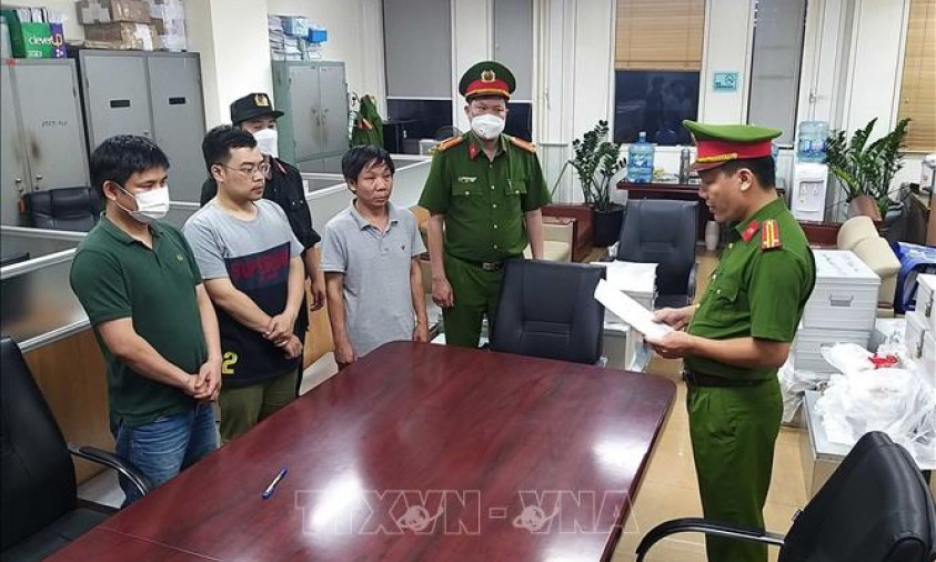 Khởi tố, bắt tạm giam Giám đốc Sở Y tế tỉnh Đồng Nai và nguyên Chủ tịch Công ty AIC
