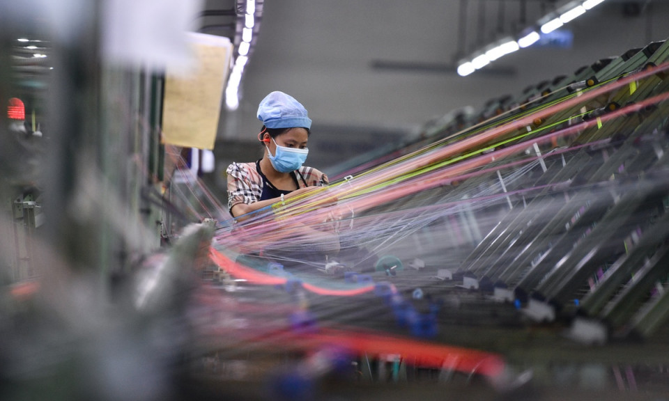 Kinh tế Việt Nam khởi sắc trong tháng 4