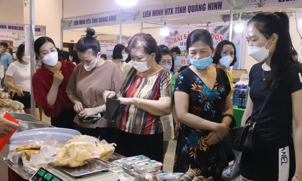 Hội chợ OCOP Quảng Ninh - Hè 2022 đã thu hút trên 32.800 lượt khách