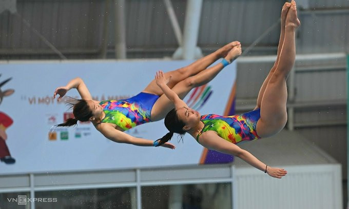 Vietnam wins synchronized diving silver