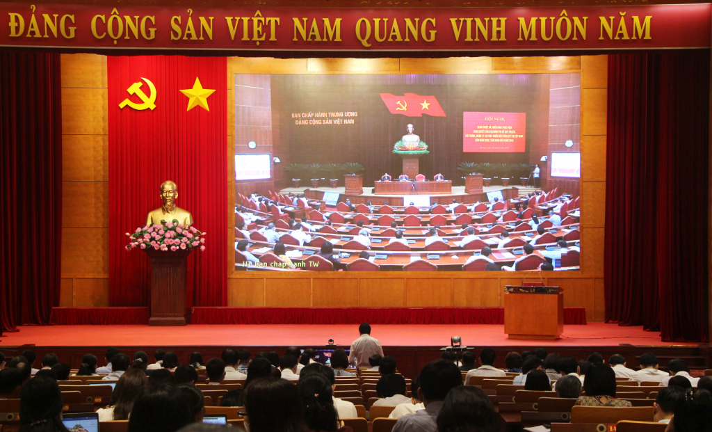 Quang cảnh hội nghị.