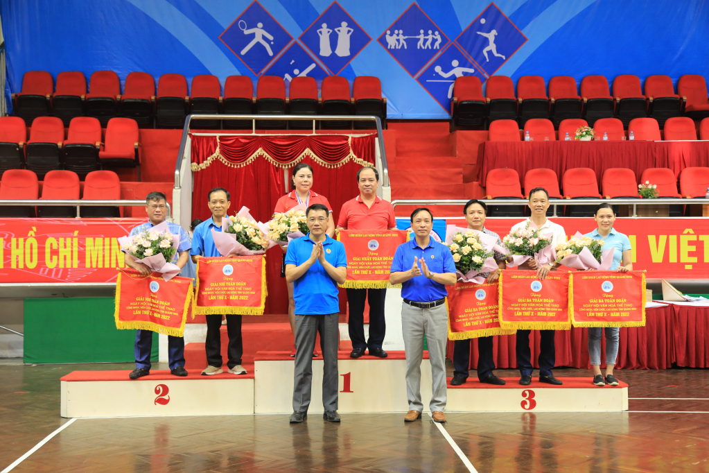 Công đoàn viên chức tỉnh Quảng Ninh giành giải nhất toàn đoàn Cụm Hạ Long.