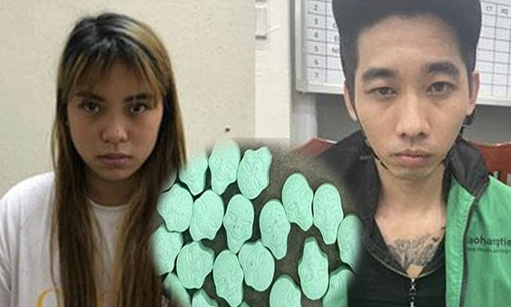 Bị bắt trong lúc chờ giao ma tuý cho khách