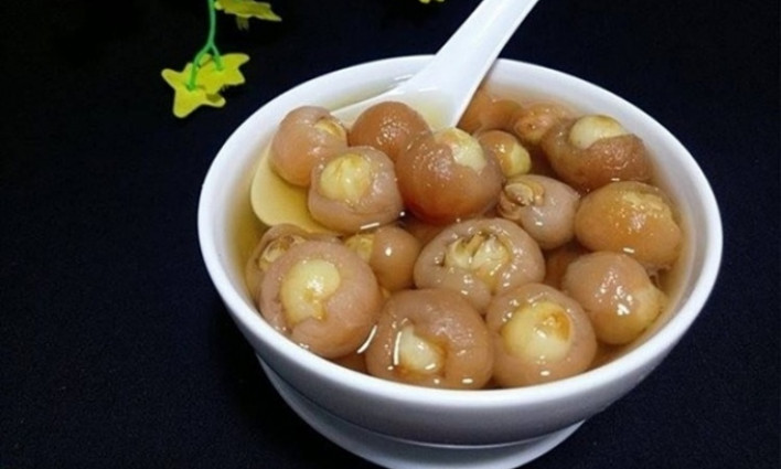 An thần, chữa mất ngủ với bài thuốc hạt sen, trái nhãn