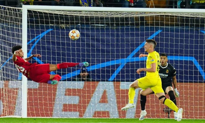 Liverpool vào chung kết Champions League